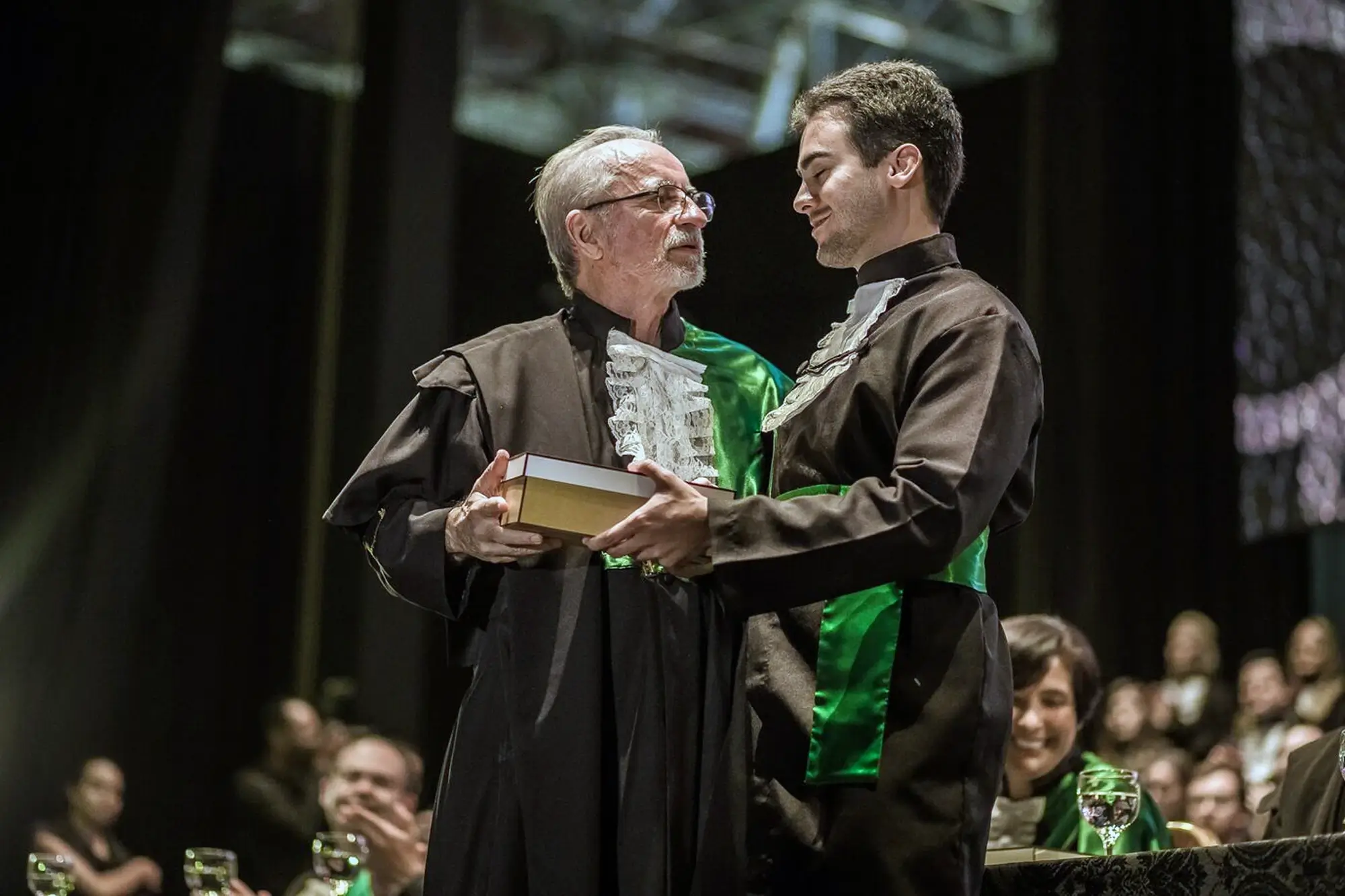 Presentes para Paraninfo